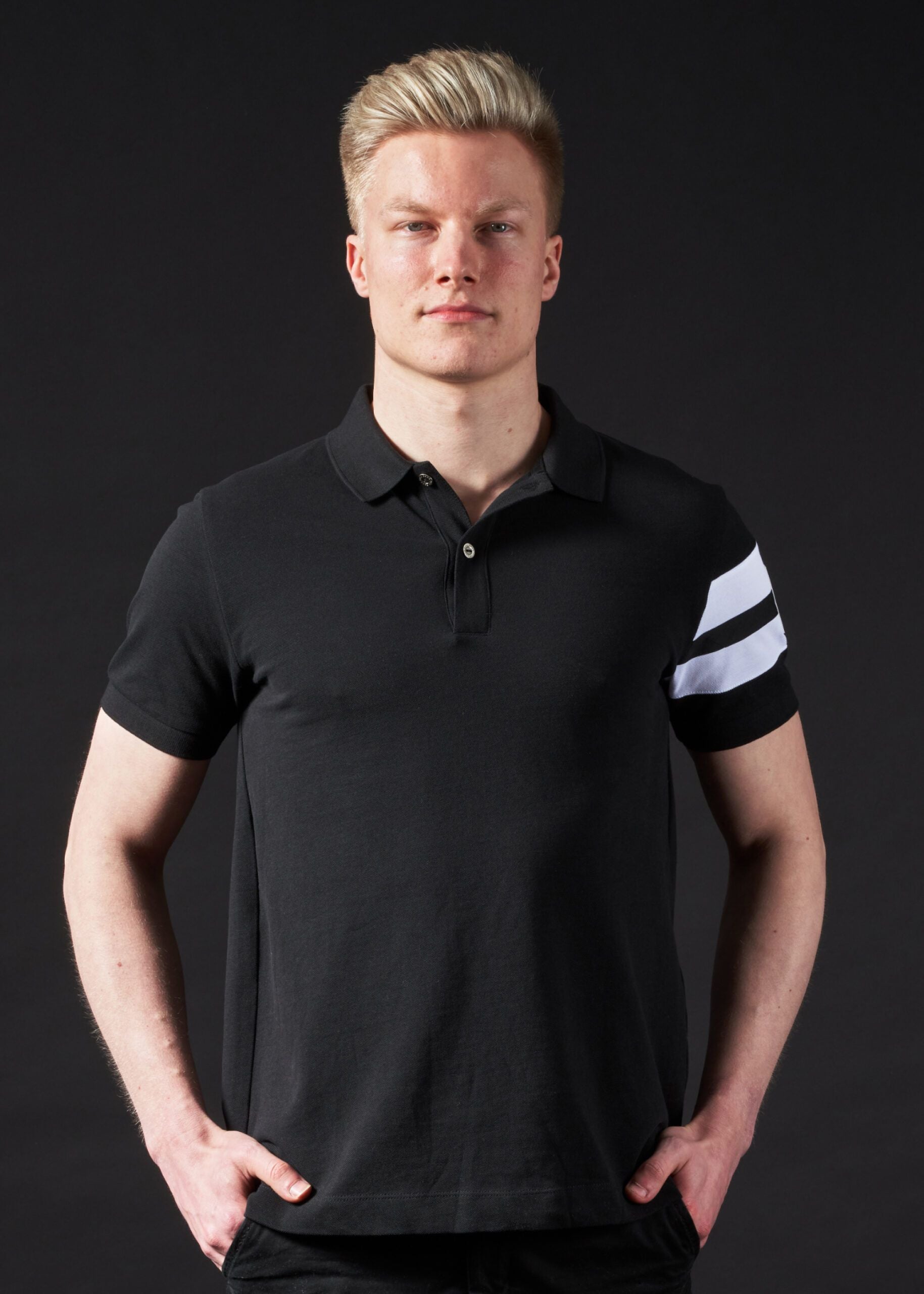 Polo-Shirt
MJ Stripes
| Schwarz