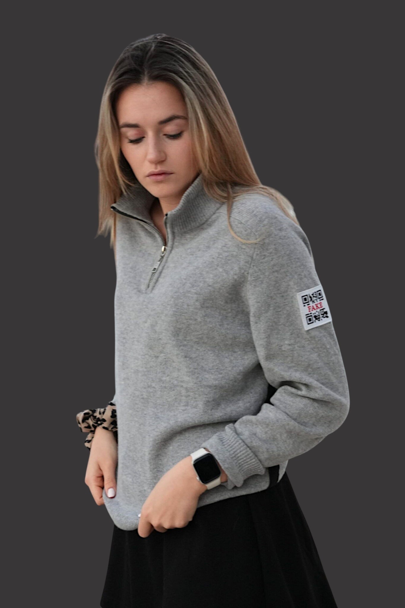 Zipper  Statement | Grau