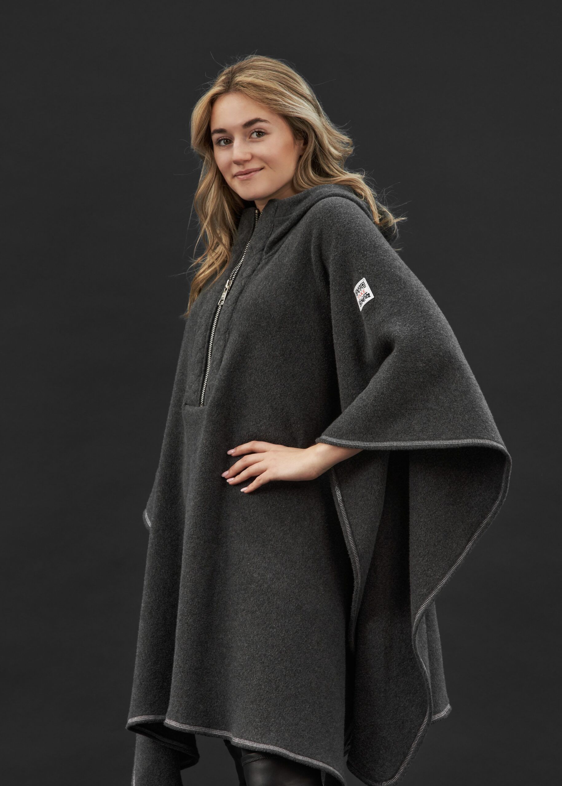 Poncho Plaza NY | Anthrazit Melange